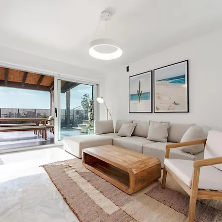 Exclusive With Sea View Near Center Holiday home *
